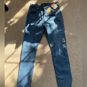 Levi’s 501 straight legs jeans with button fly